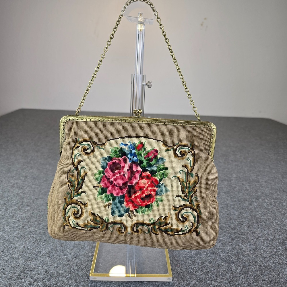 Women's Handbag Beige Needlepoint Tapestry Kiss Lock Chain Strap Shoulder Bag